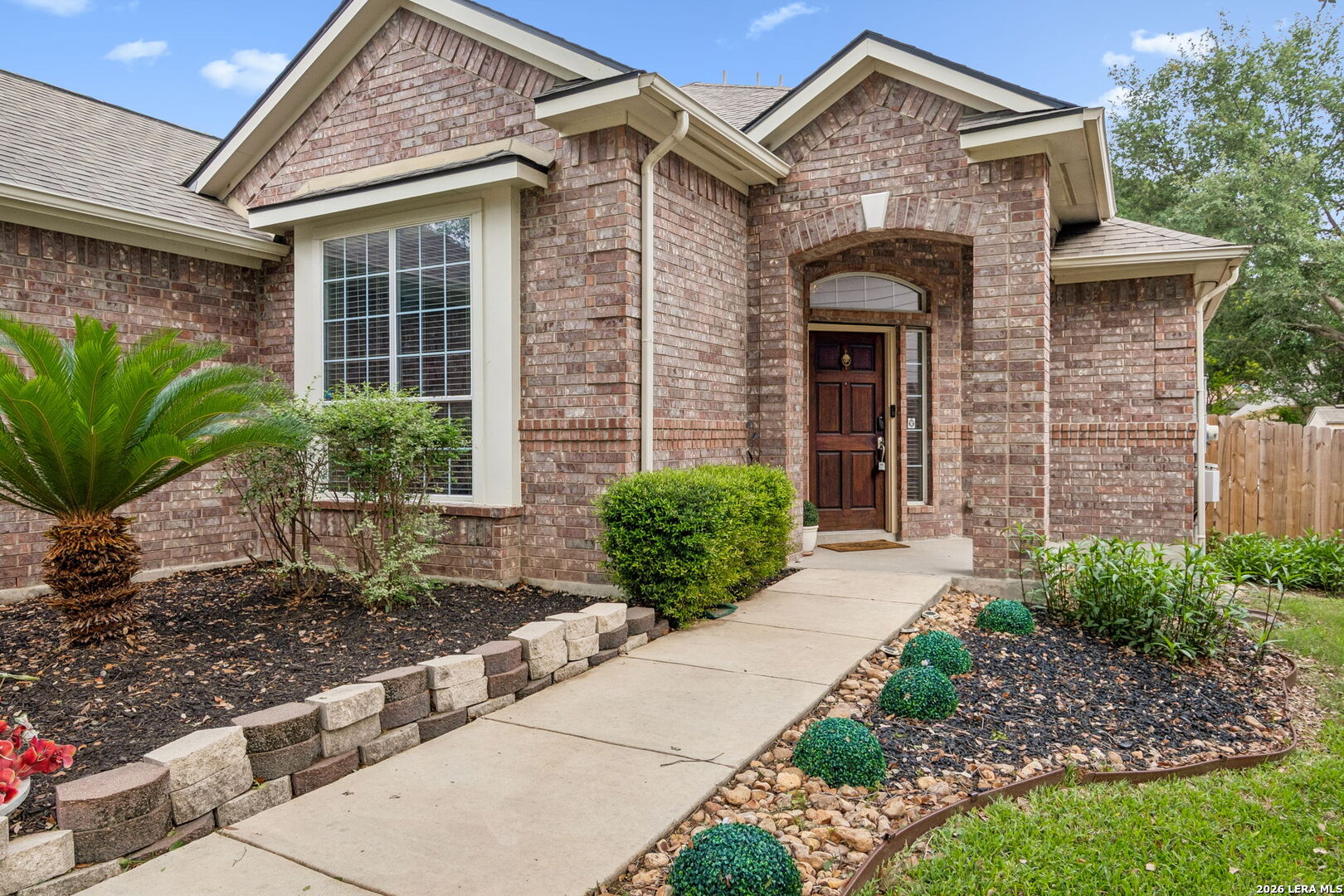 1008 Oak Ridge Schertz TX 78154