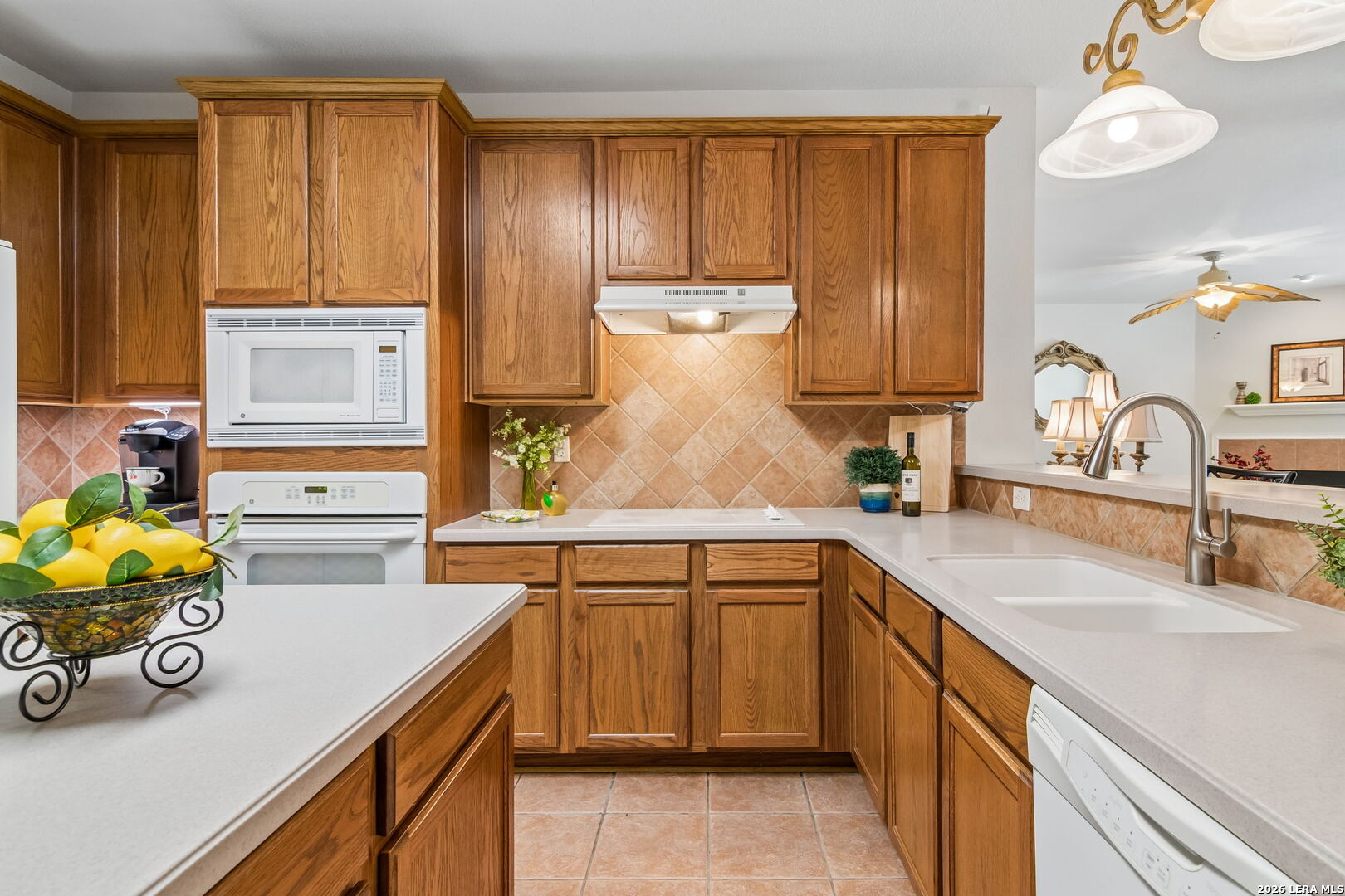 1008 Oak Ridge Schertz TX 78154