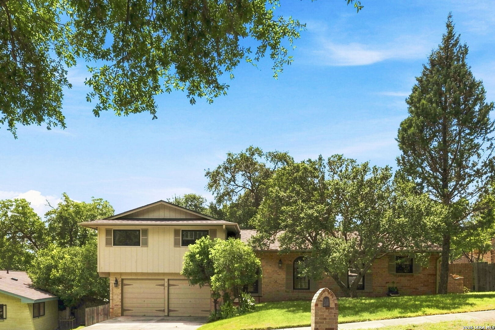 6107 Forest Bend San Antonio TX 78240