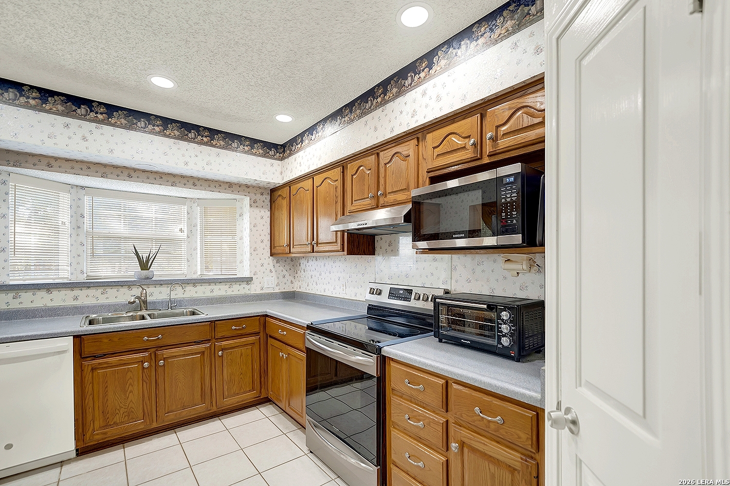 330 Blackjack Road La Vernia TX 78121