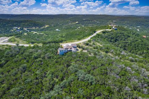 148 Private Road 1749 Mico TX 78056