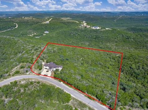 148 Private Road 1749 Mico TX 78056