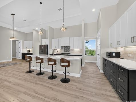 148 Private Road 1749 Mico TX 78056