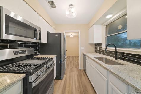 6255 Apple Valley Drive San Antonio TX 78242