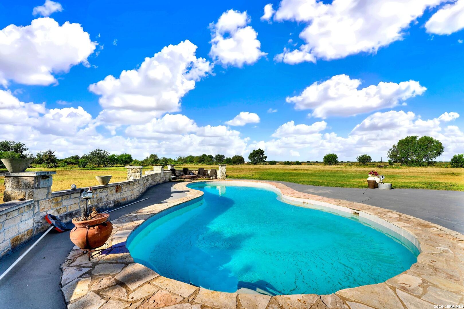 1466 County Road 456 Hondo TX 78861