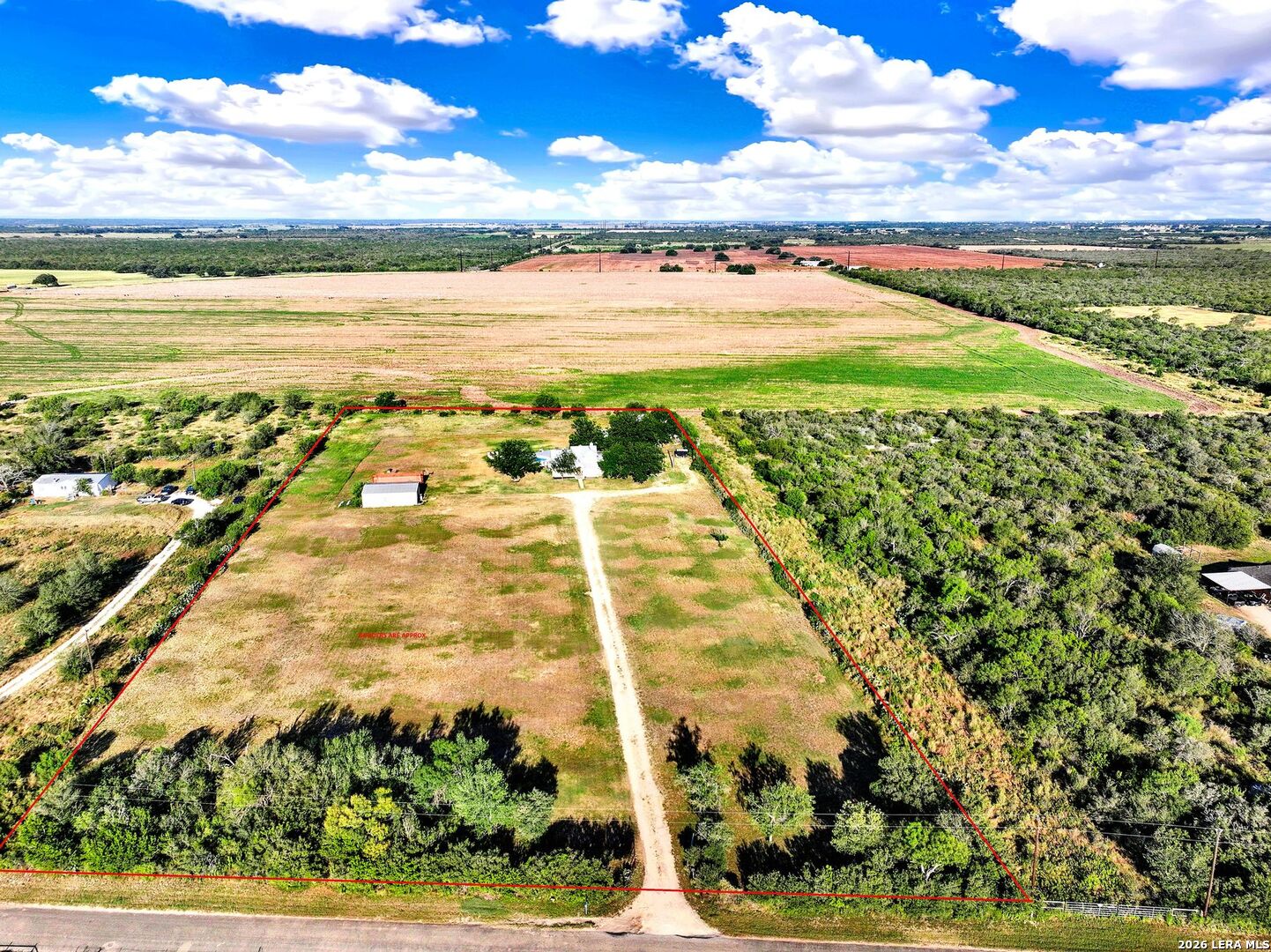 1466 County Road 456 Hondo TX 78861