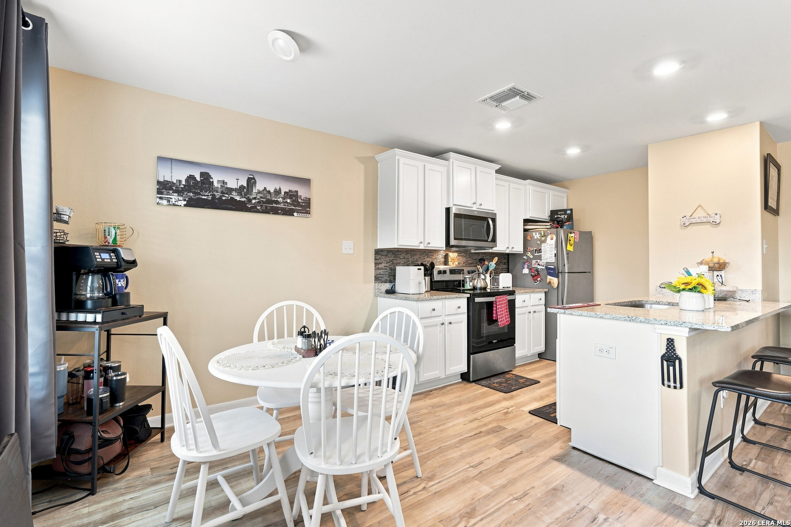 16000 Stratford Cove Lytle TX 78052