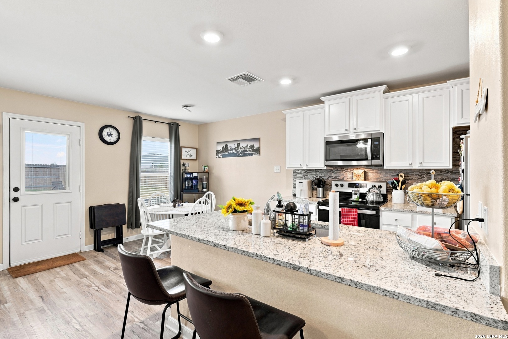 16000 Stratford Cove Lytle TX 78052