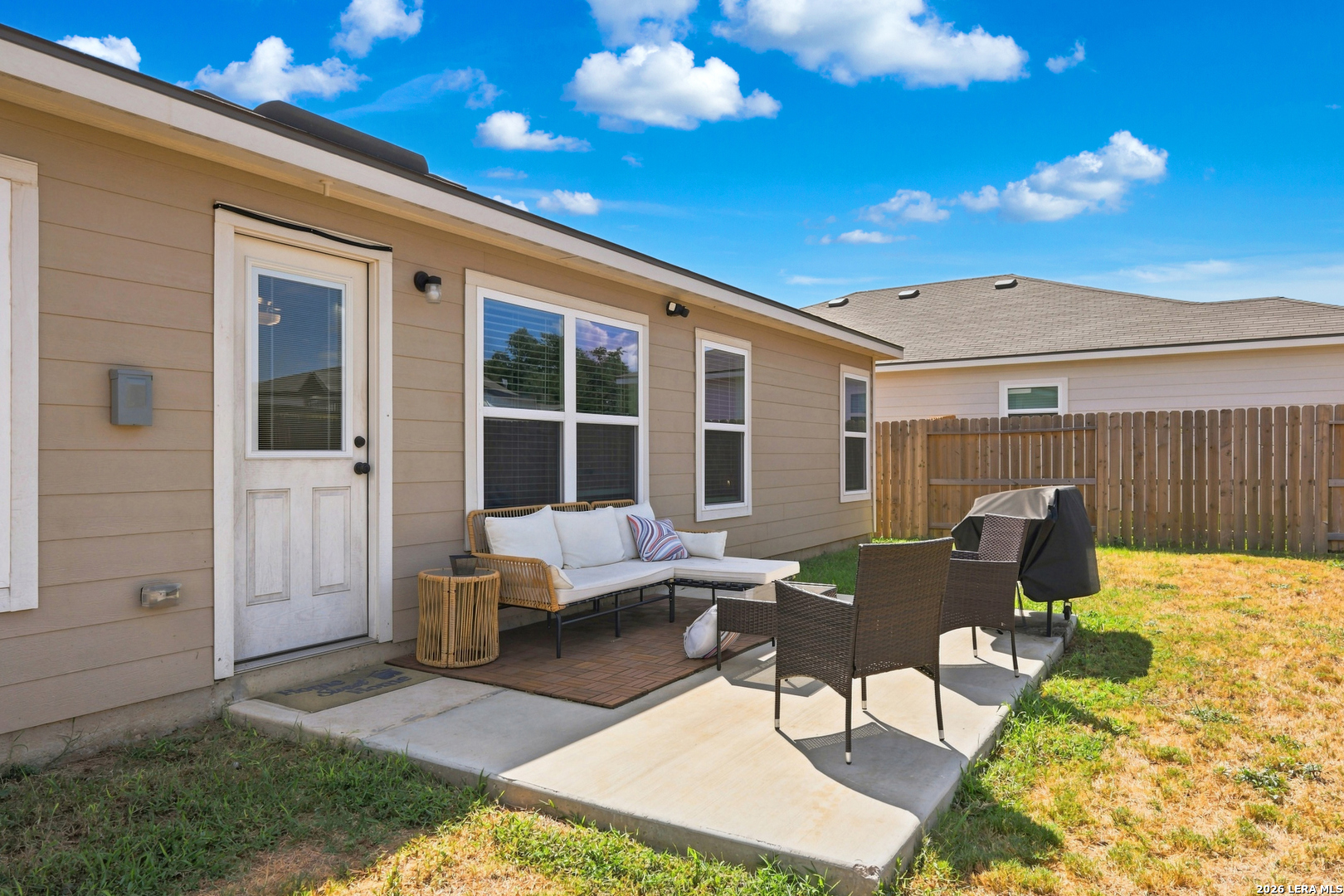 16000 Stratford Cove Lytle TX 78052
