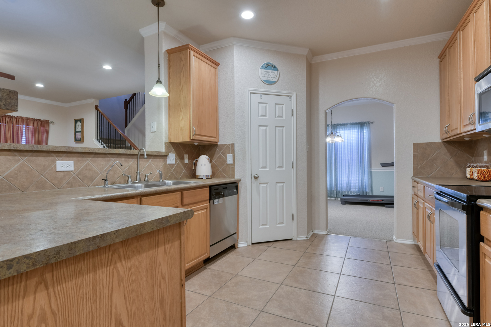 827 Point Cove San Antonio TX 78253