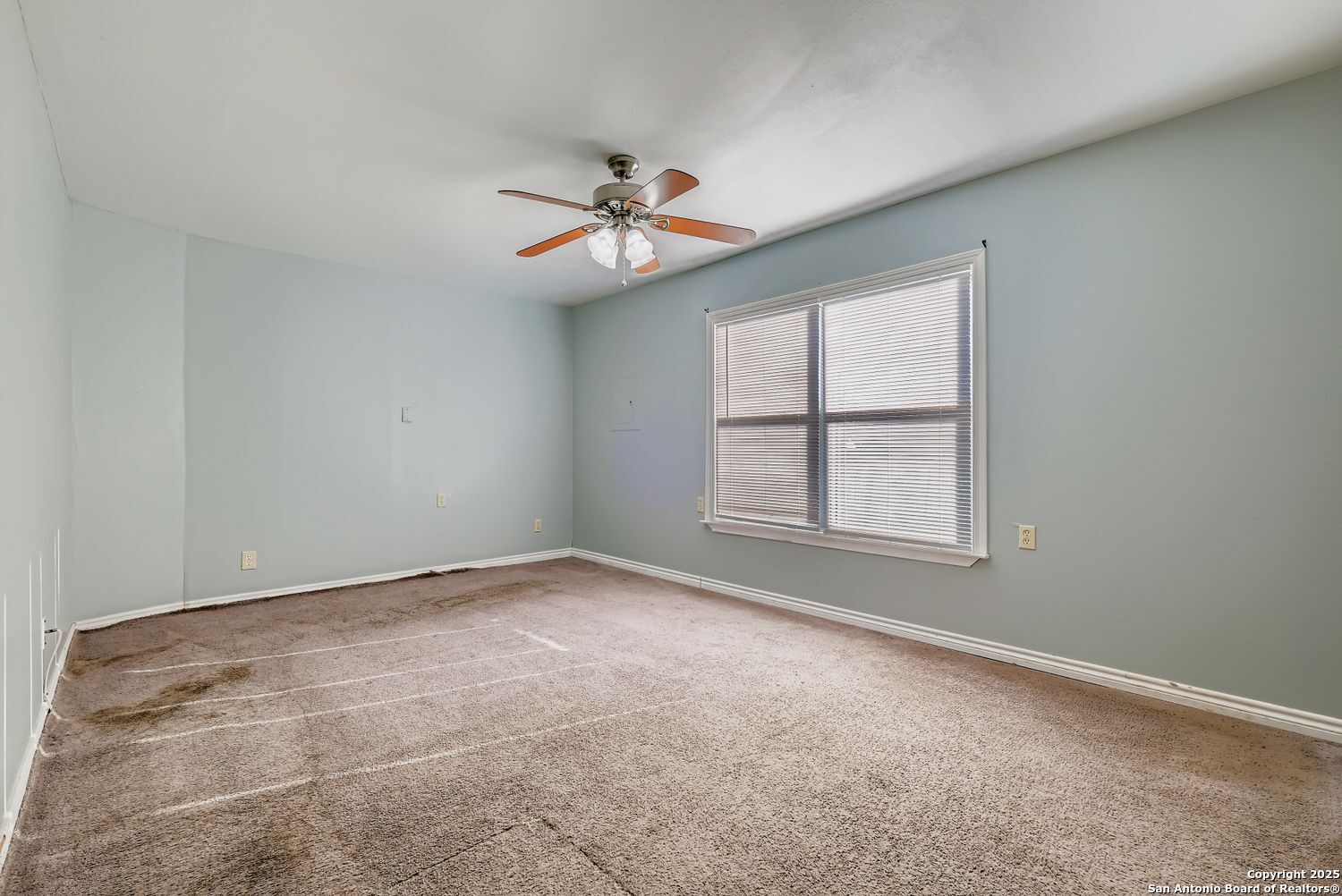 8614 Ridge Pilot San Antonio TX 78239