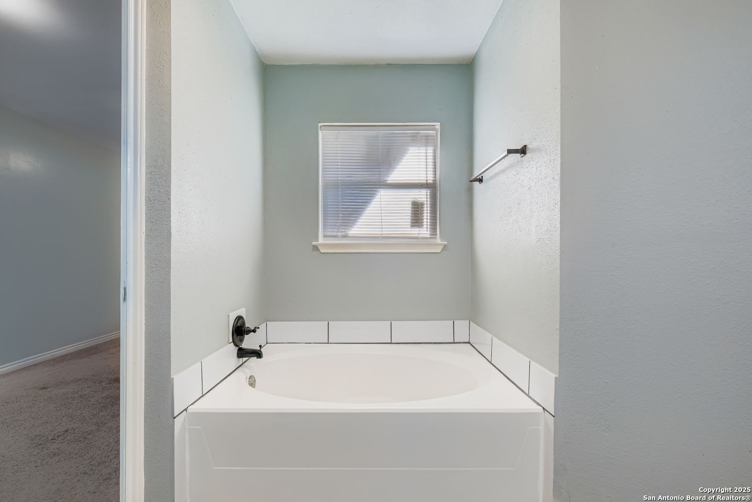 8614 Ridge Pilot San Antonio TX 78239