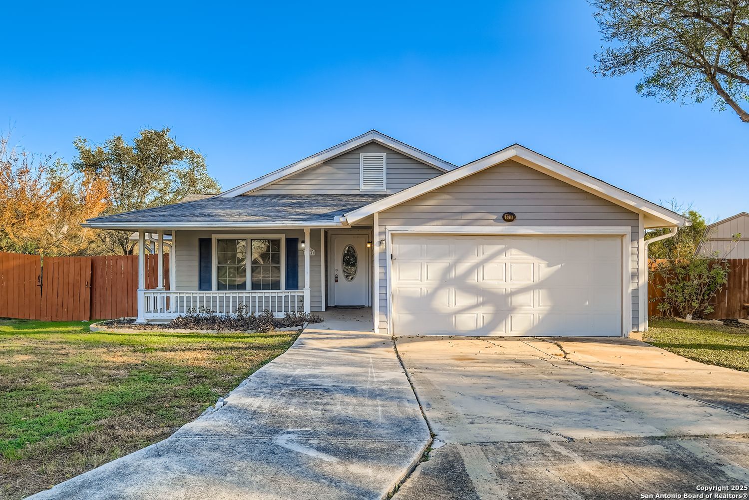 8614 Ridge Pilot San Antonio TX 78239