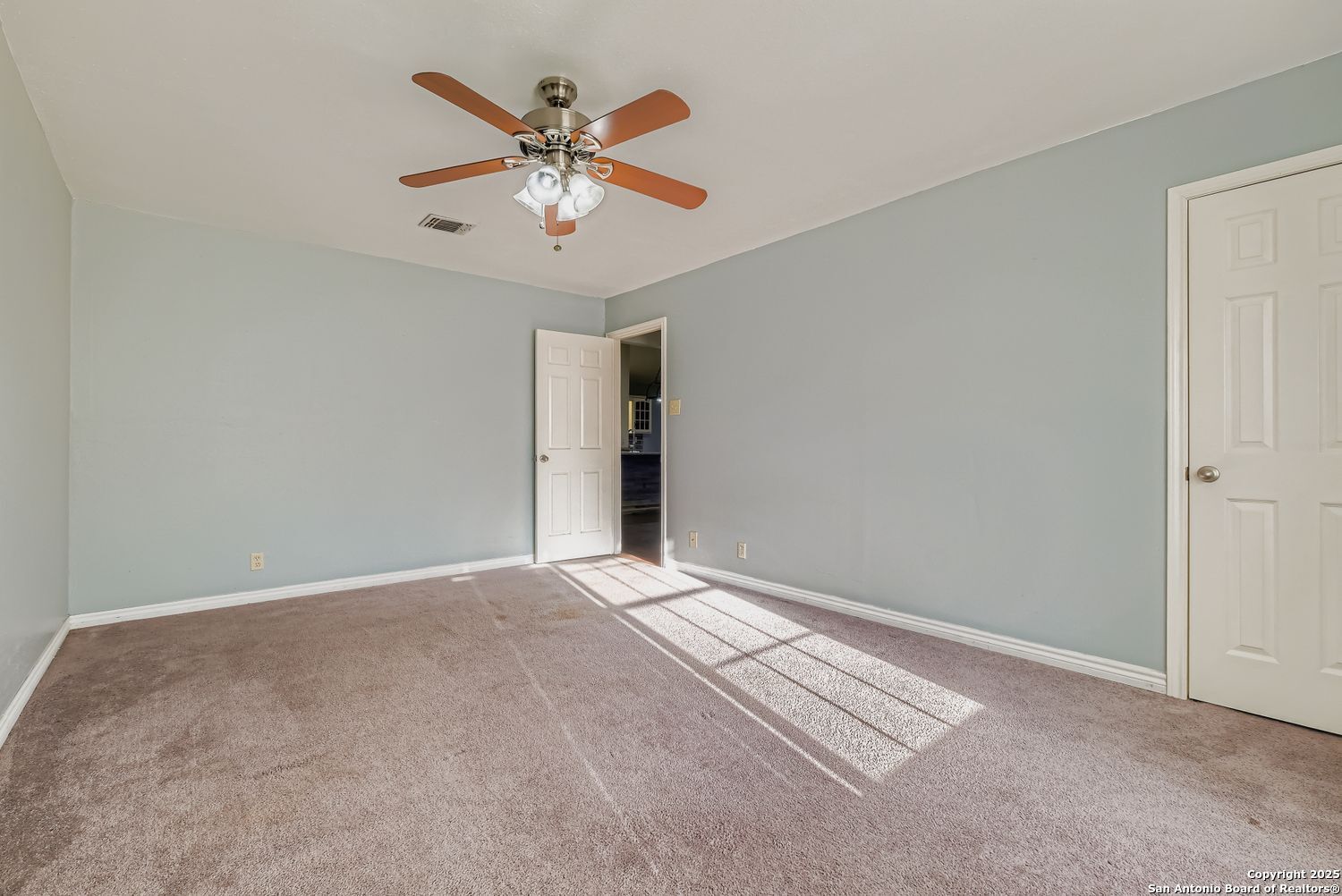 8614 Ridge Pilot San Antonio TX 78239