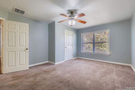 8614 Ridge Pilot San Antonio TX 78239