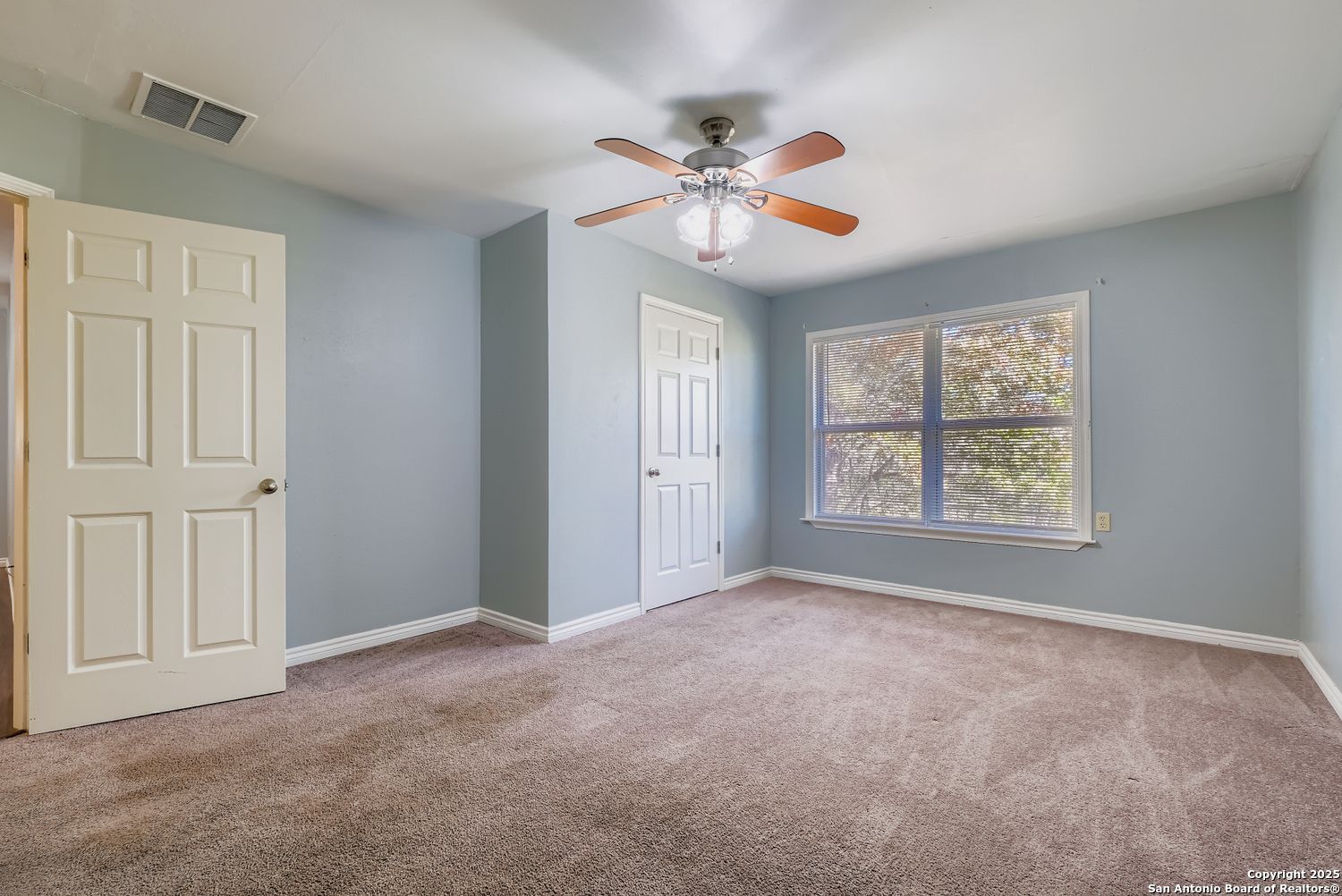 8614 Ridge Pilot San Antonio TX 78239
