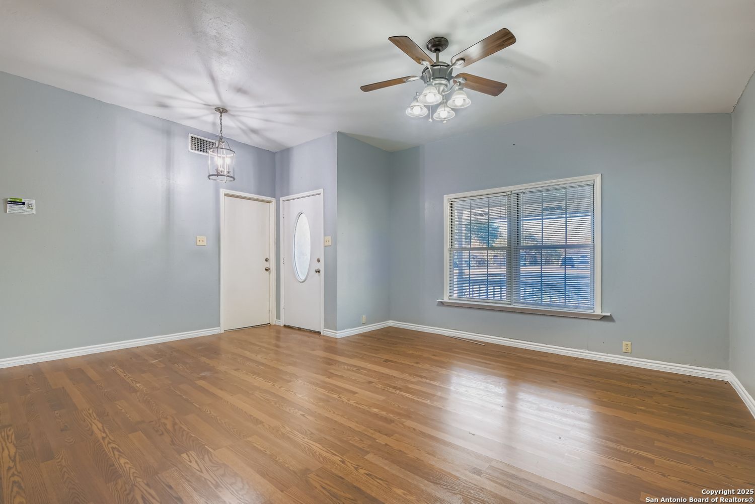 8614 Ridge Pilot San Antonio TX 78239