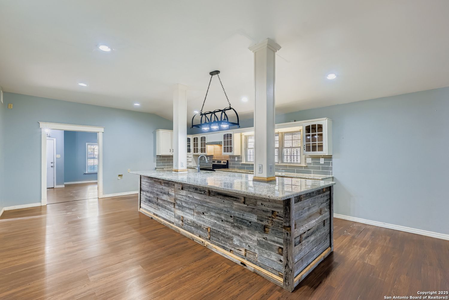 8614 Ridge Pilot San Antonio TX 78239