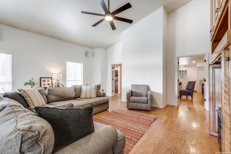 26820 Autumn Glen Boerne TX 78006