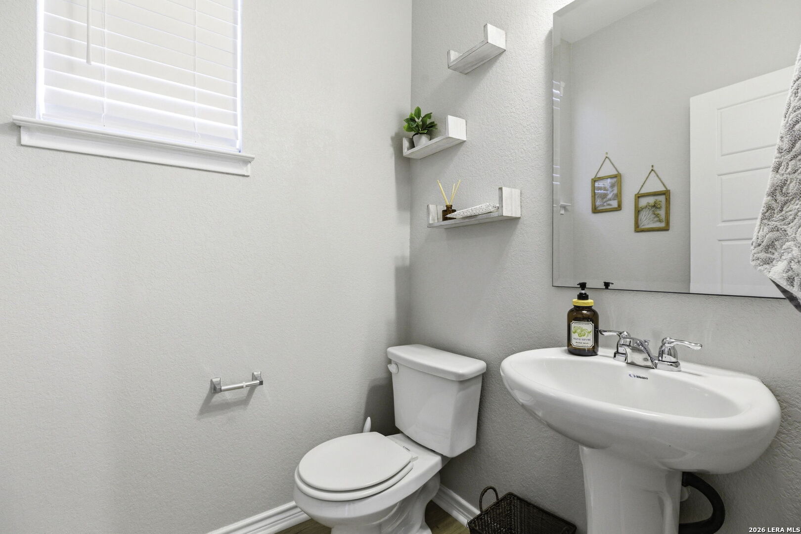 1303 Swan Court San Antonio TX 78245