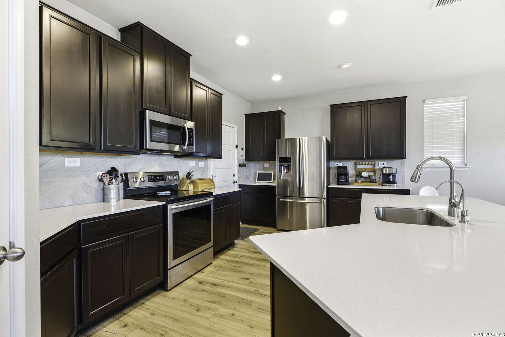1303 Swan Court San Antonio TX 78245
