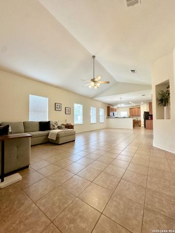 10226 Homburg Ranch Helotes TX 78023
