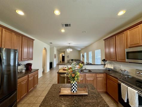 10226 Homburg Ranch Helotes TX 78023