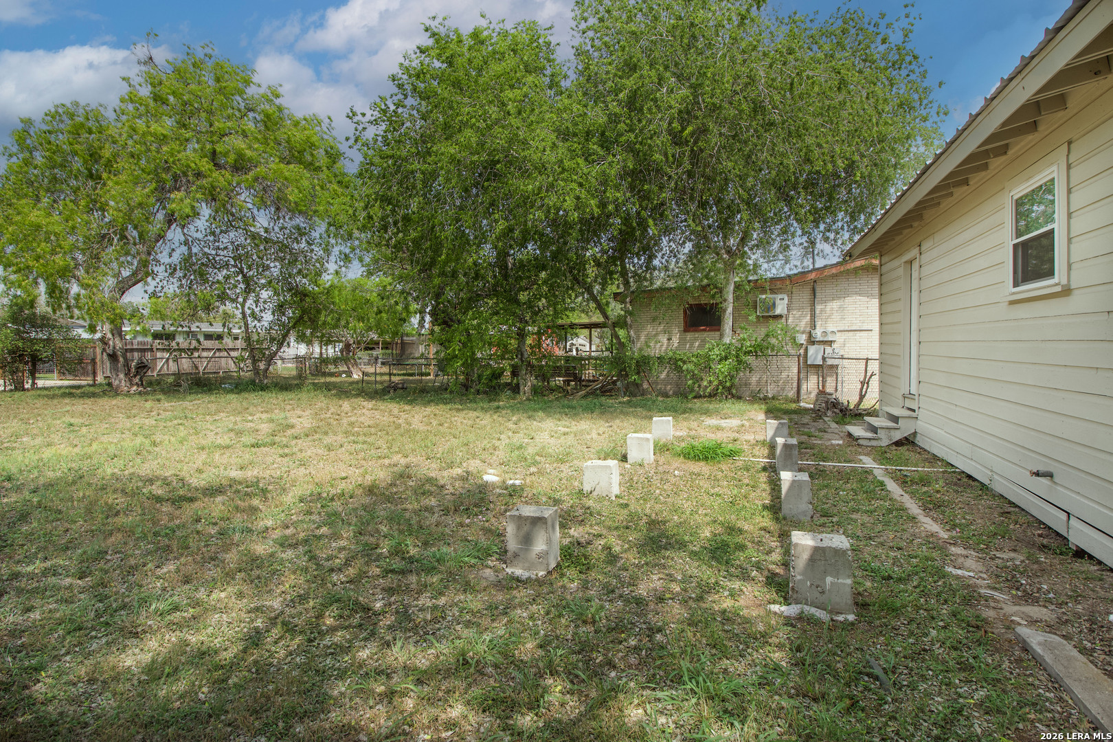 332 S Chiltipin Street Sinton TX 78387