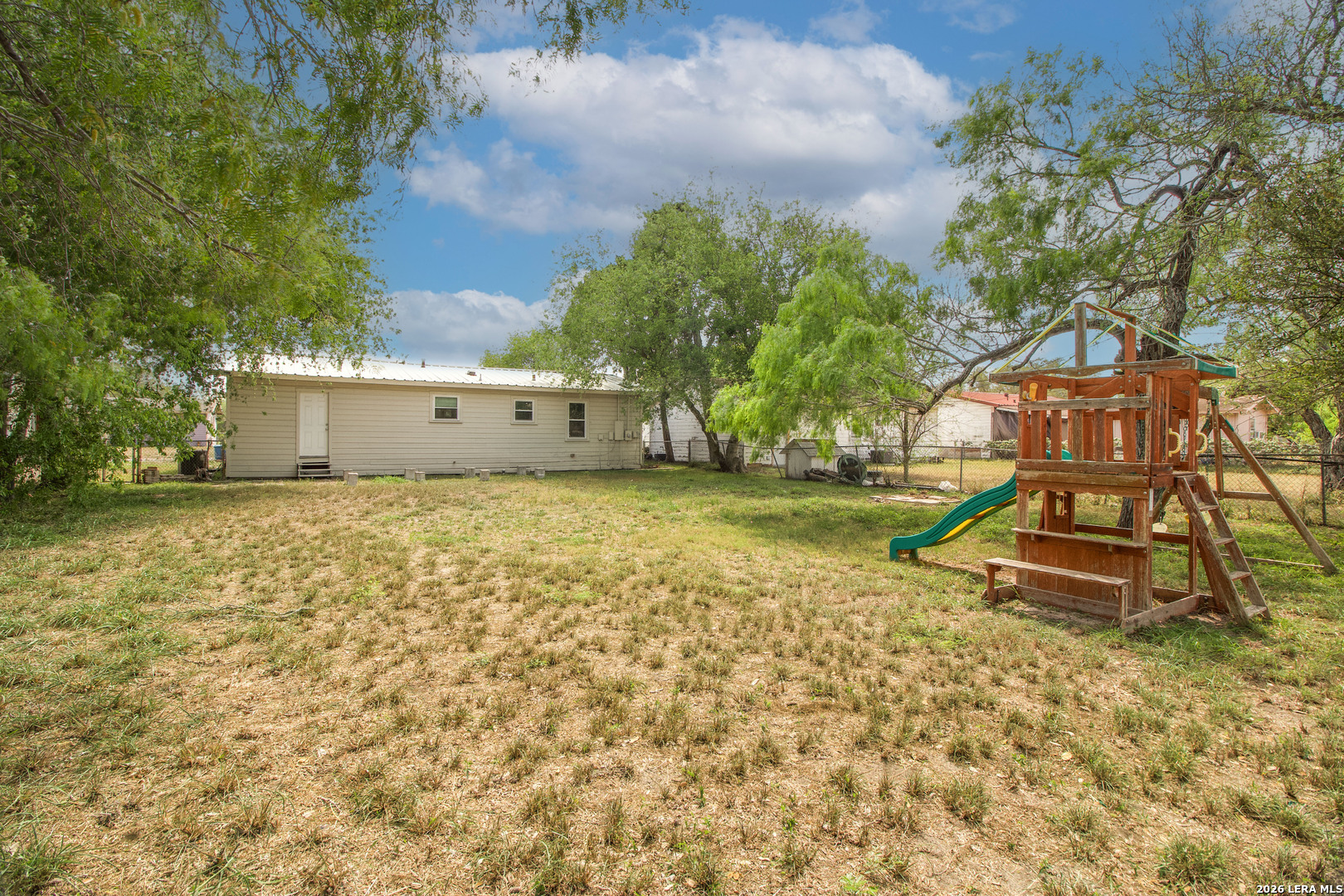 332 S Chiltipin Street Sinton TX 78387