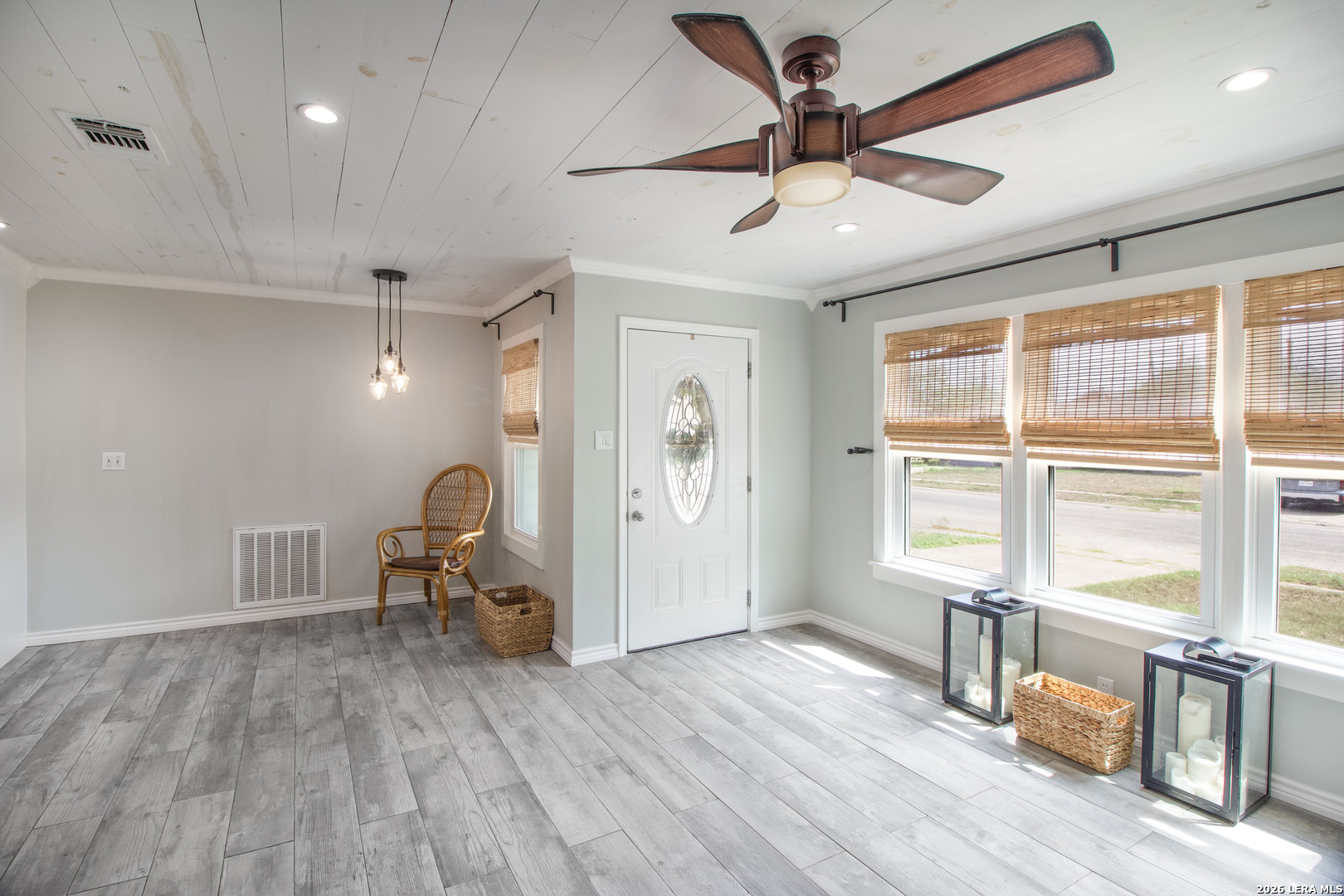332 S Chiltipin Street Sinton TX 78387
