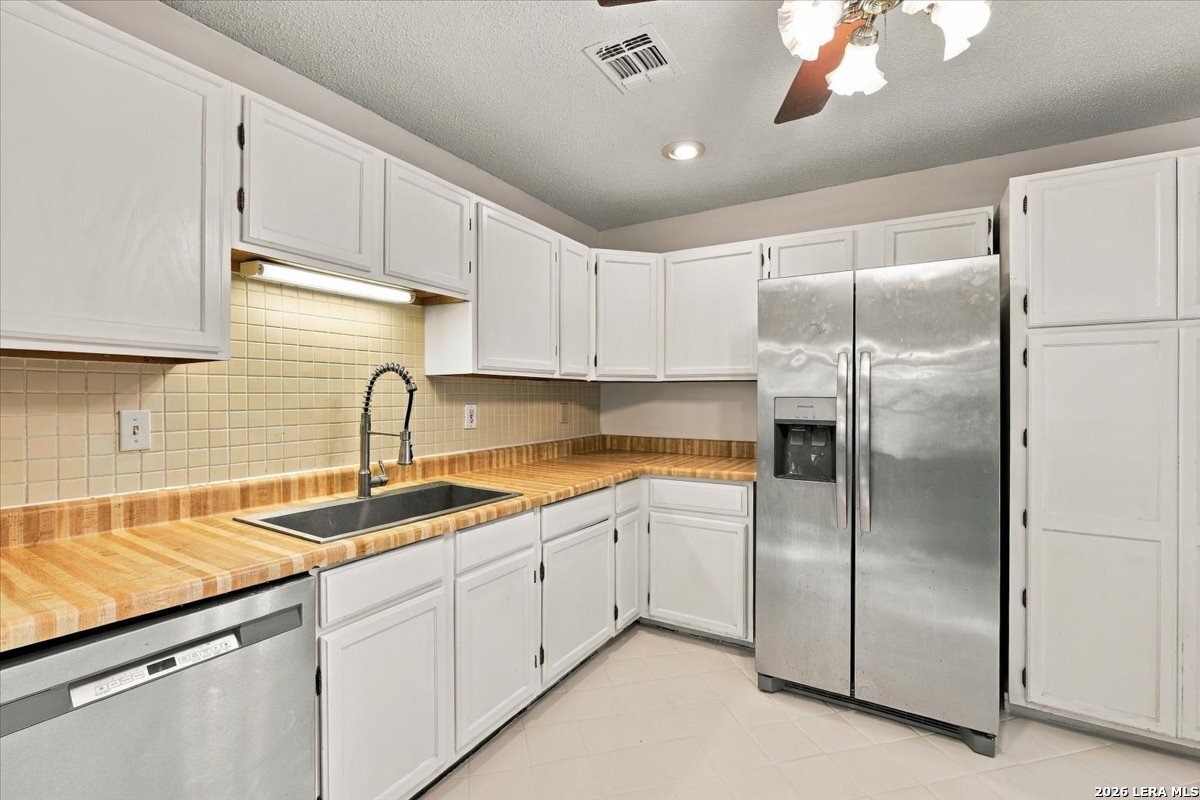 10315 Country Bluff San Antonio TX 78240