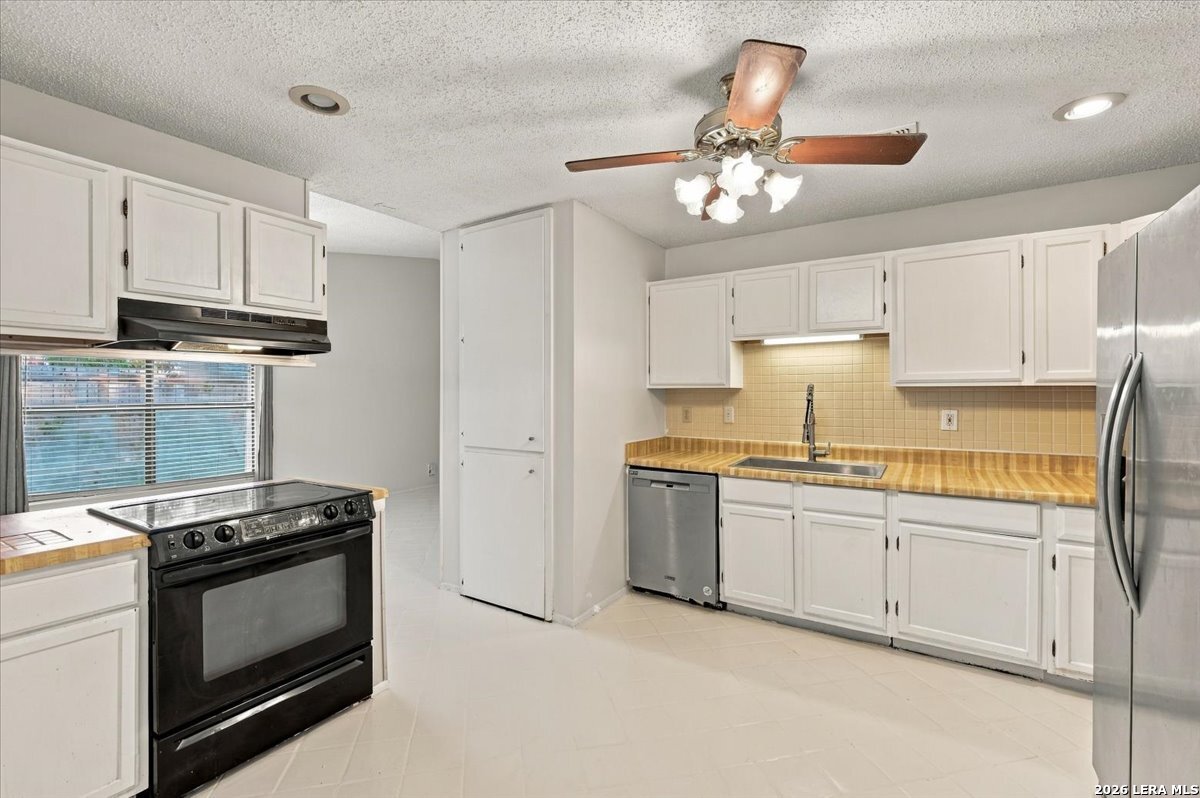 10315 Country Bluff San Antonio TX 78240