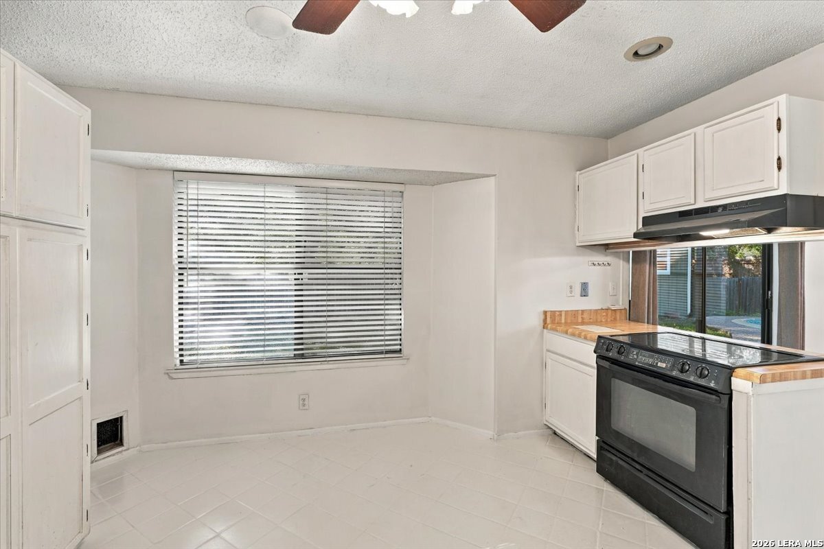 10315 Country Bluff San Antonio TX 78240
