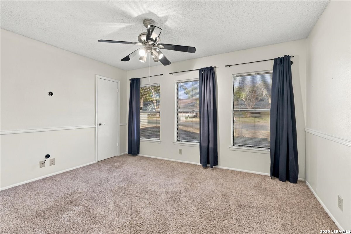 10315 Country Bluff San Antonio TX 78240