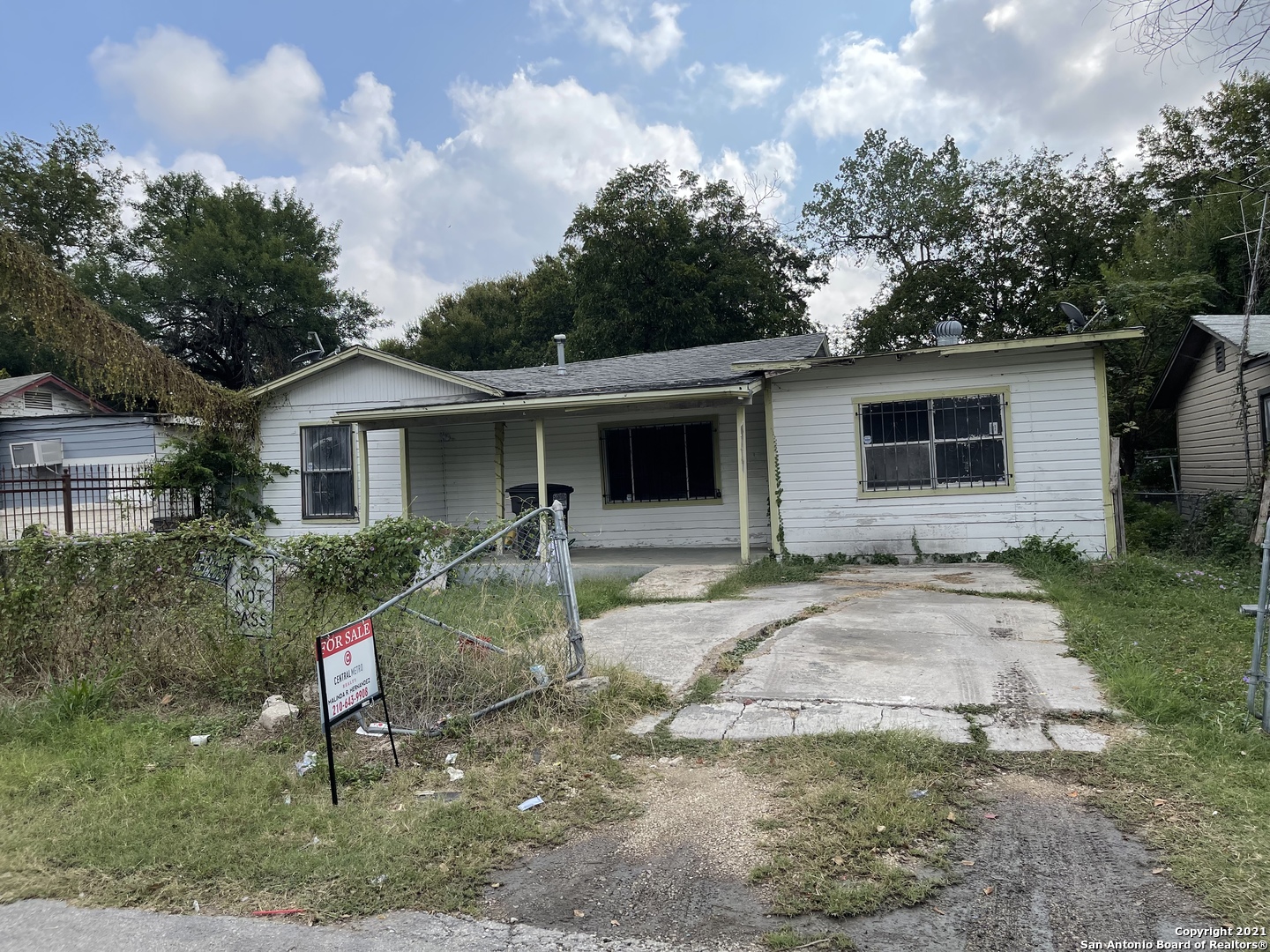 658 N San Gabriel Avenue San Antonio TX 78228
