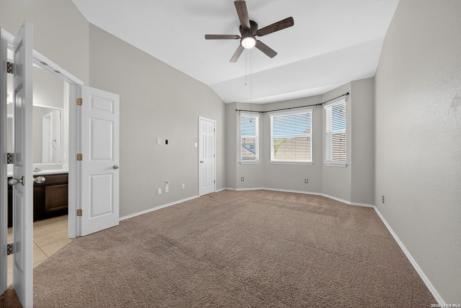 225 Country Vale Cibolo TX 78108