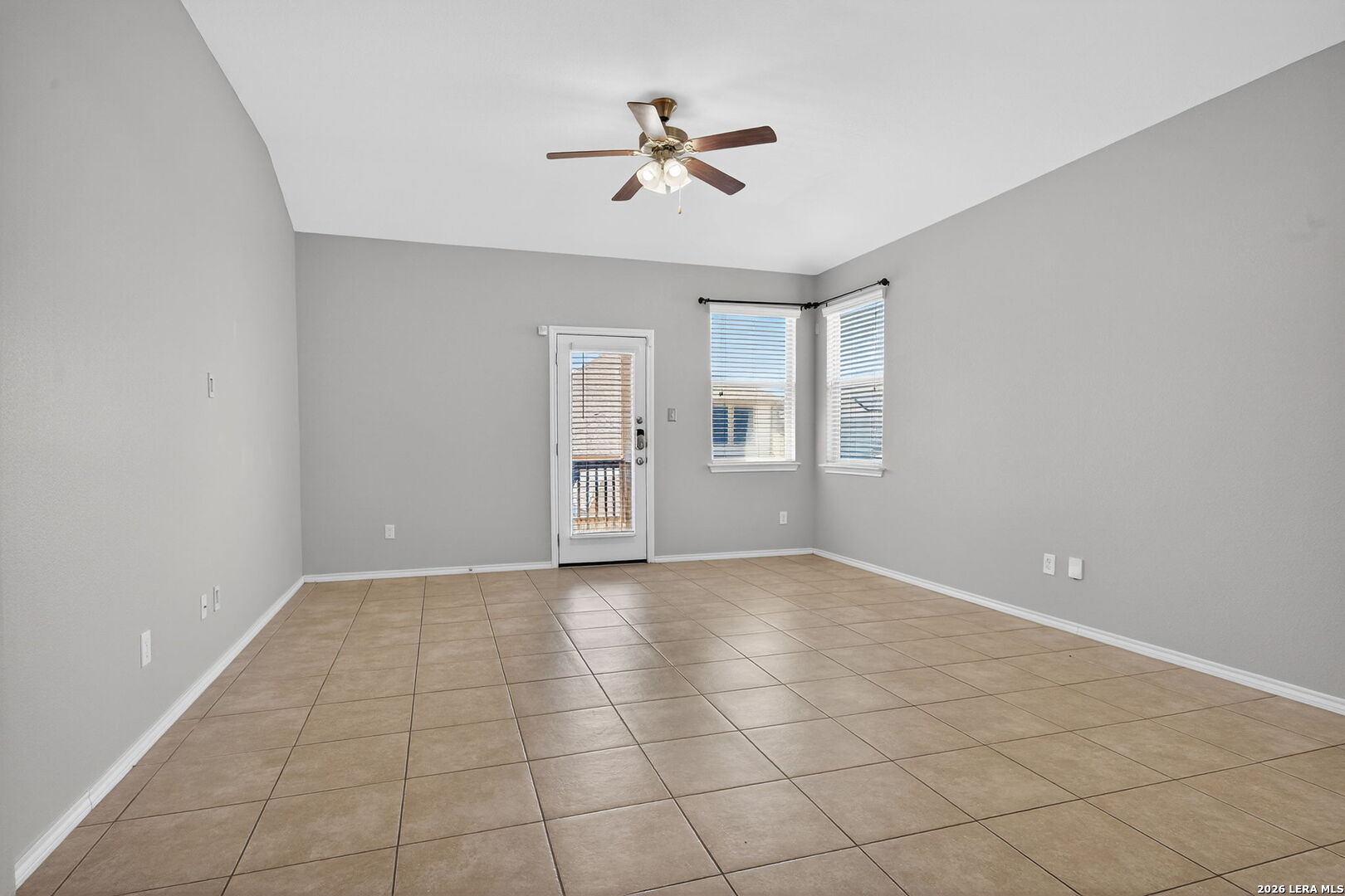 225 Country Vale Cibolo TX 78108