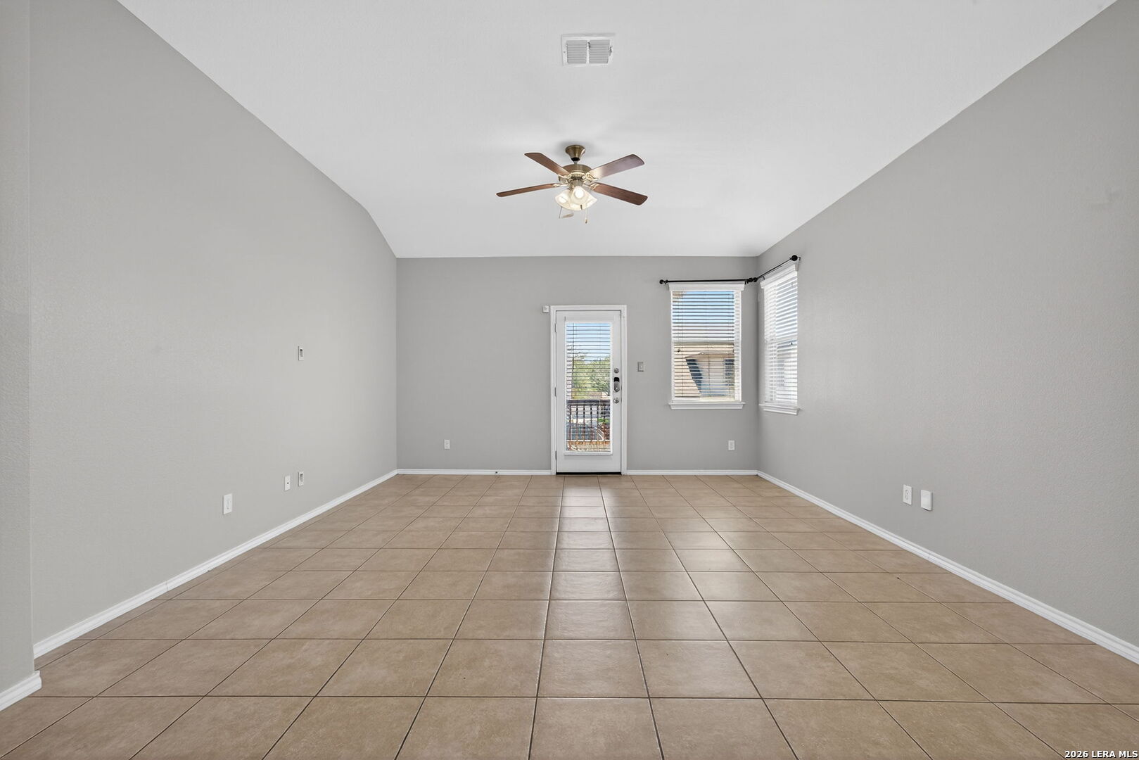225 Country Vale Cibolo TX 78108