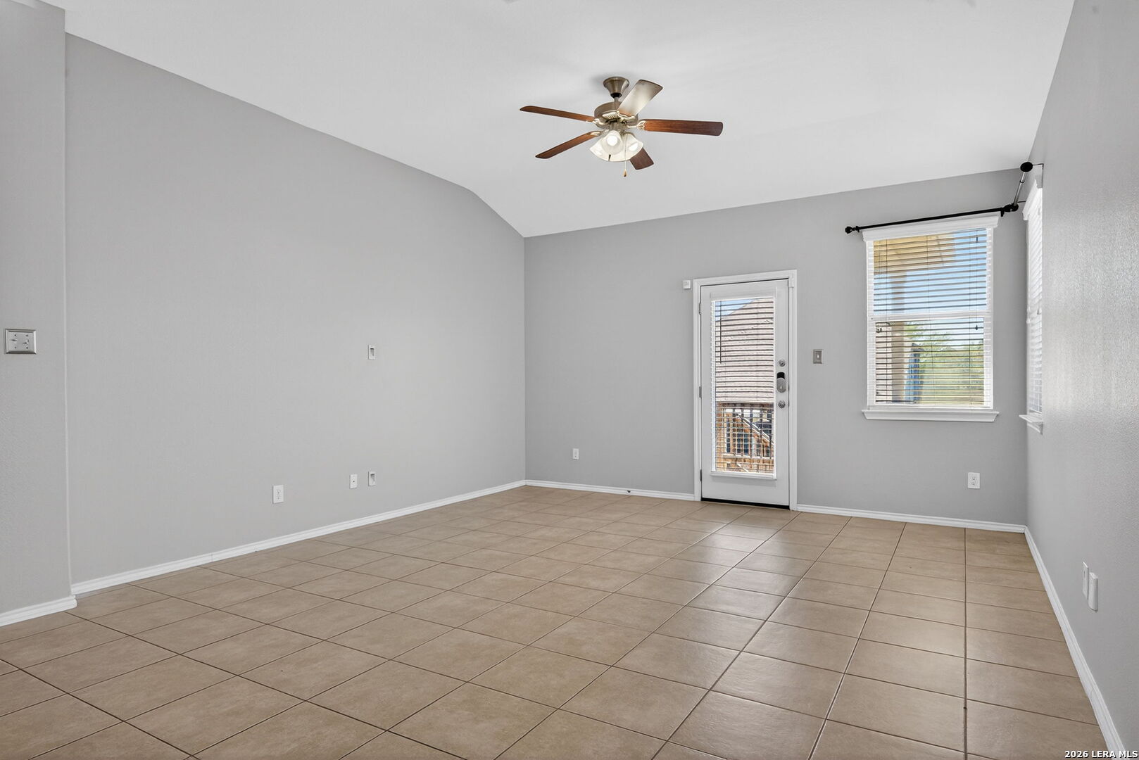 225 Country Vale Cibolo TX 78108