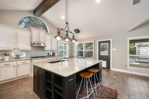 204 Becker Street Boerne TX 78006