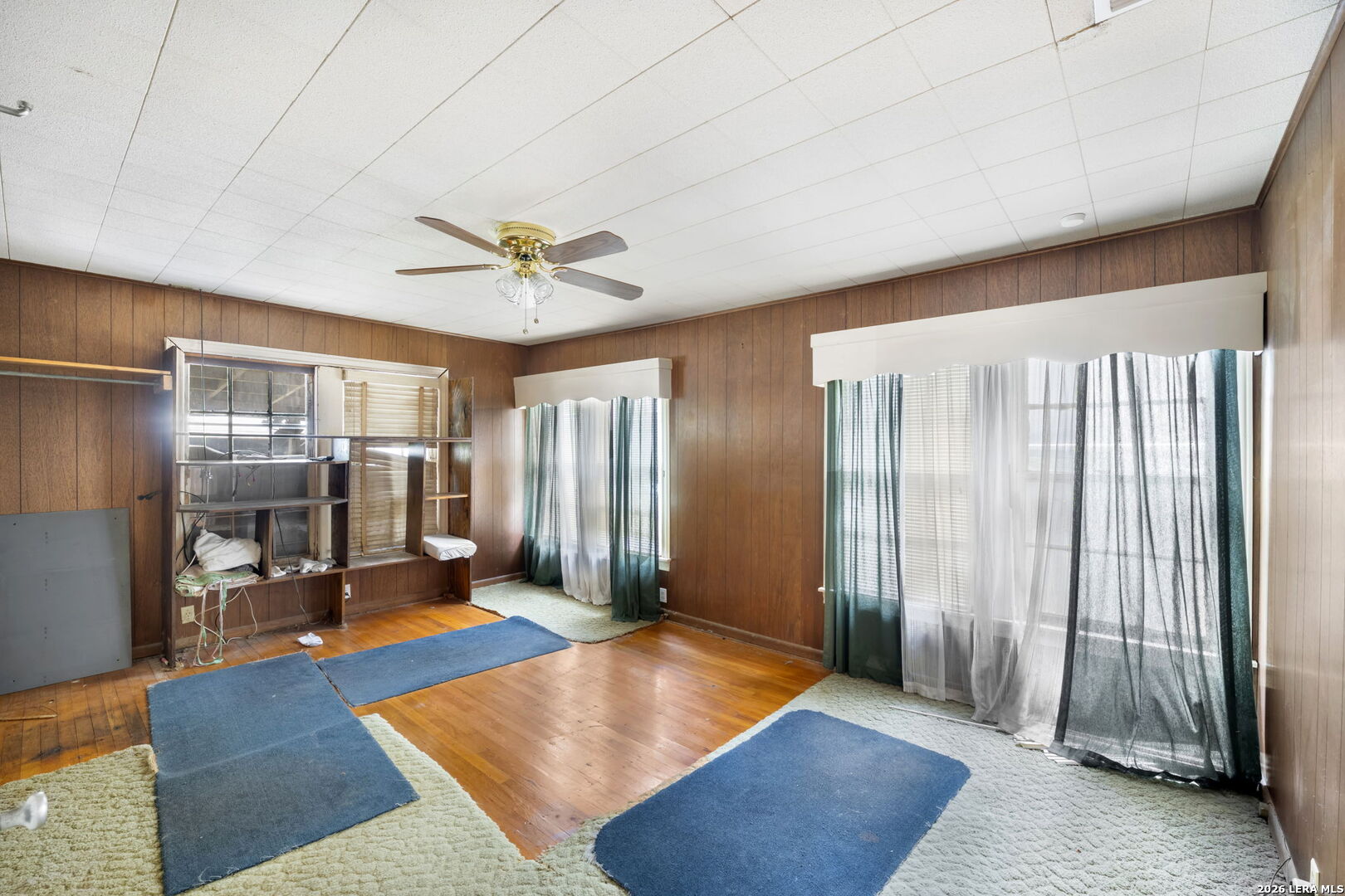 1927 W Woodlawn Avenue San Antonio TX 78201