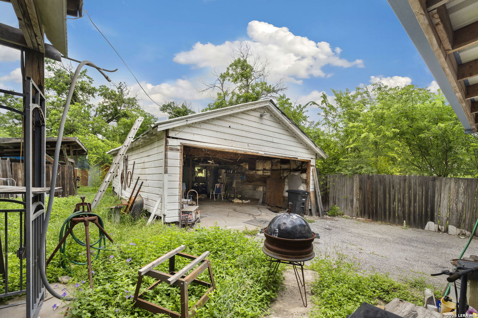 1927 W Woodlawn Avenue San Antonio TX 78201