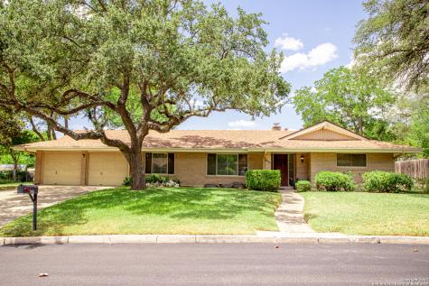 637 Moorside Drive Windcrest TX 78239