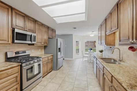 2206 Deerfield Wood San Antonio TX 78248