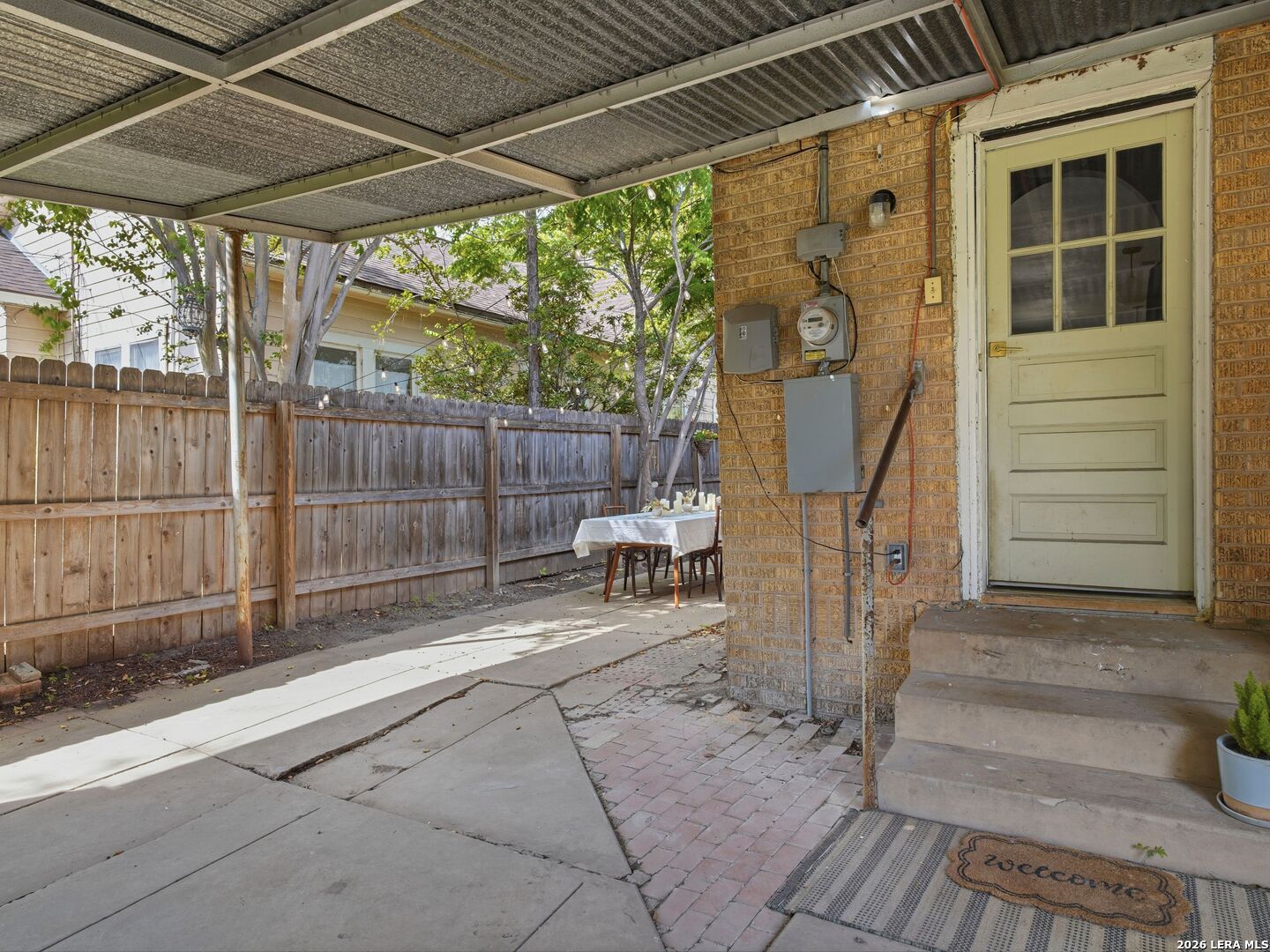 2024 W Summit Avenue San Antonio TX 78201
