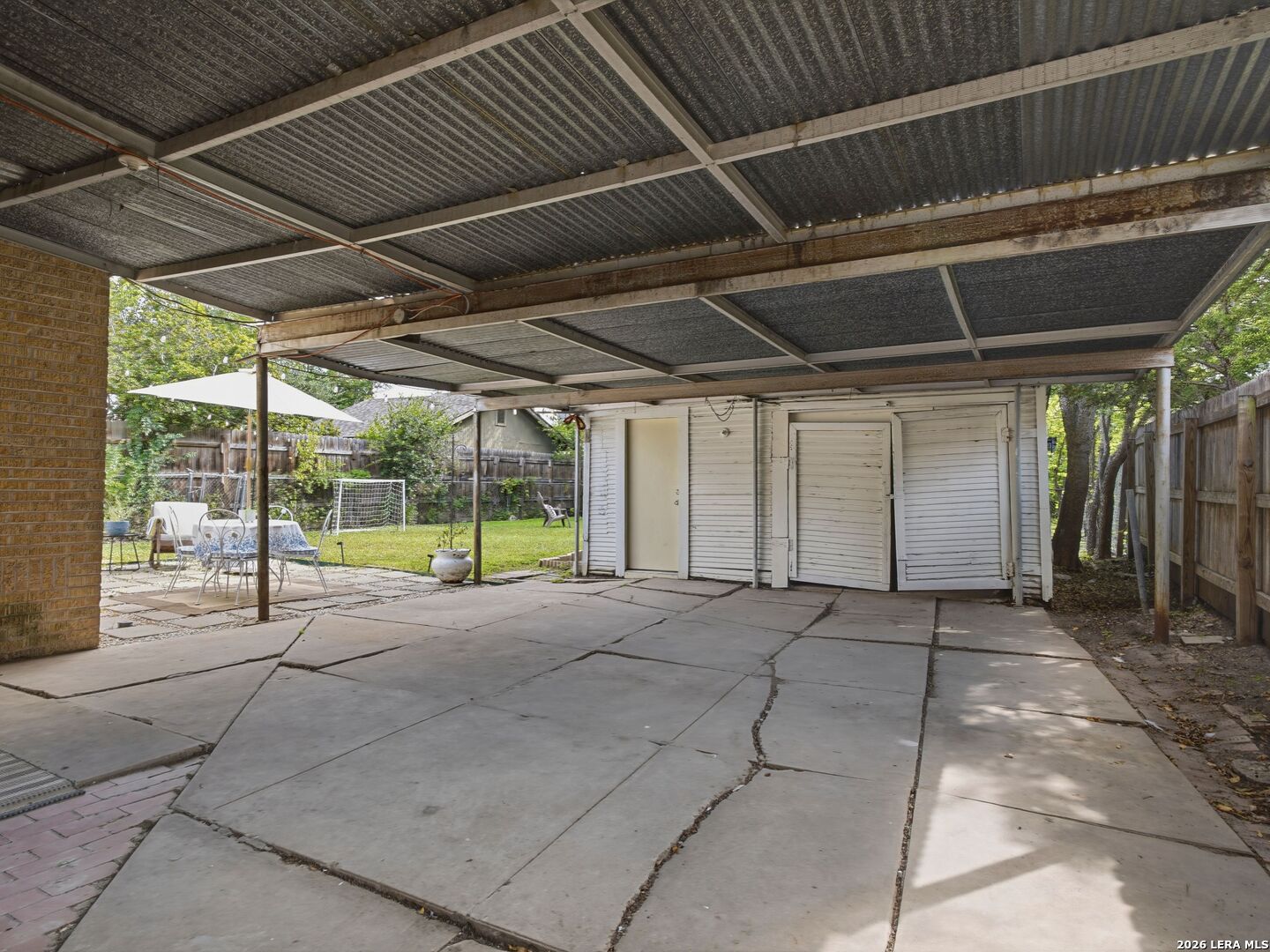 2024 W Summit Avenue San Antonio TX 78201