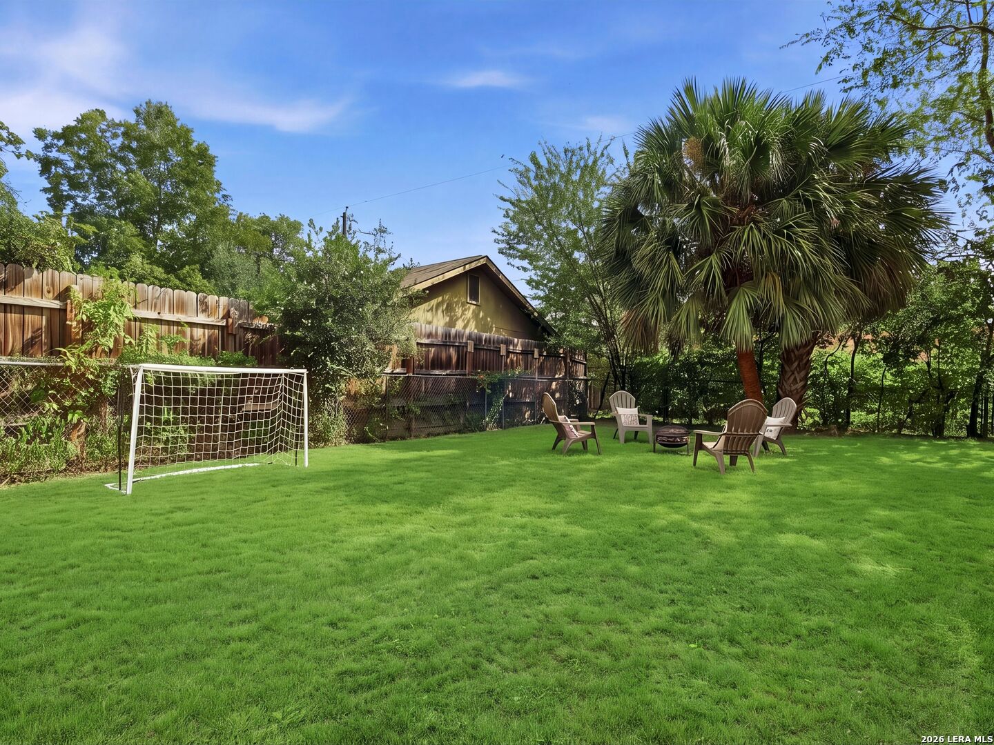 2024 W Summit Avenue San Antonio TX 78201
