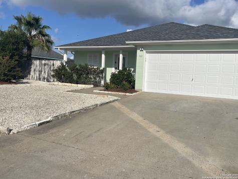 762 S Bay Aransas Pass TX 78336