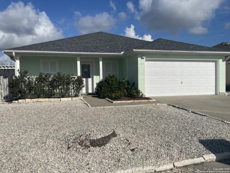 762 S Bay Aransas Pass TX 78336