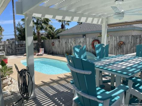 762 S Bay Aransas Pass TX 78336